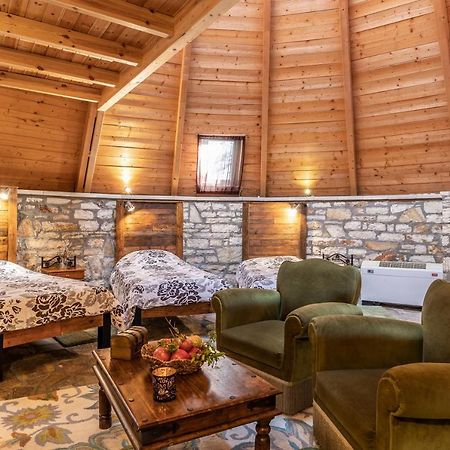 Theasis-Igloo Villa ปรามานตา ภายนอก รูปภาพ