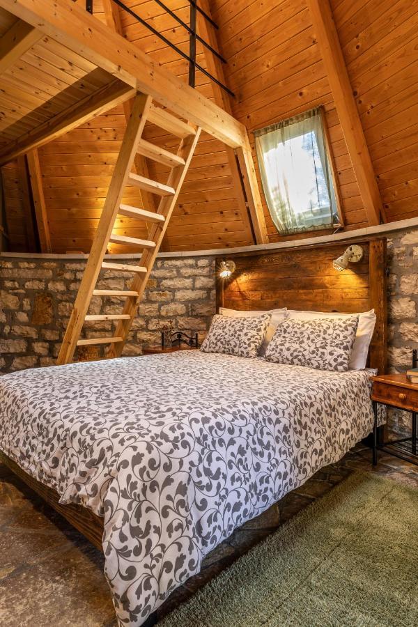 Theasis-Igloo Villa ปรามานตา ภายนอก รูปภาพ