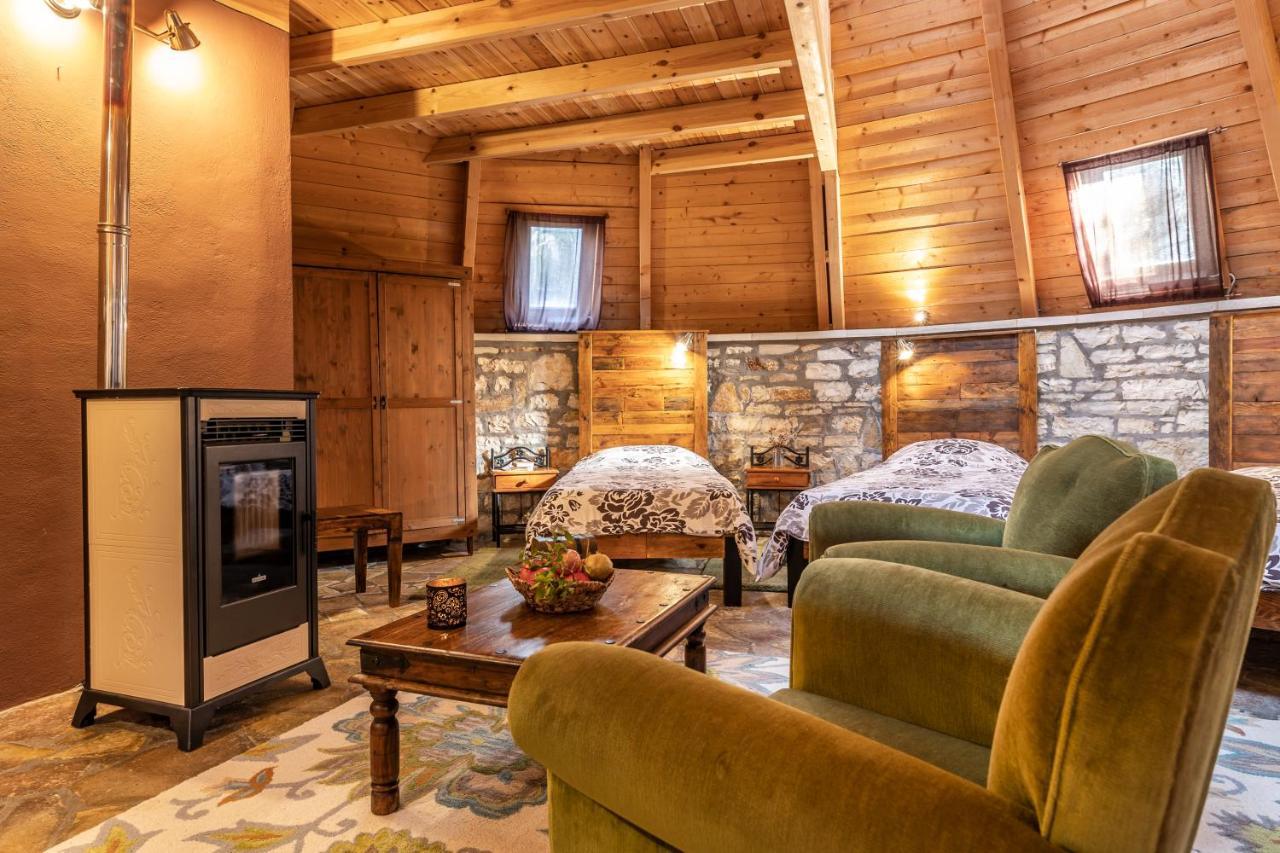 Theasis-Igloo Villa ปรามานตา ภายนอก รูปภาพ
