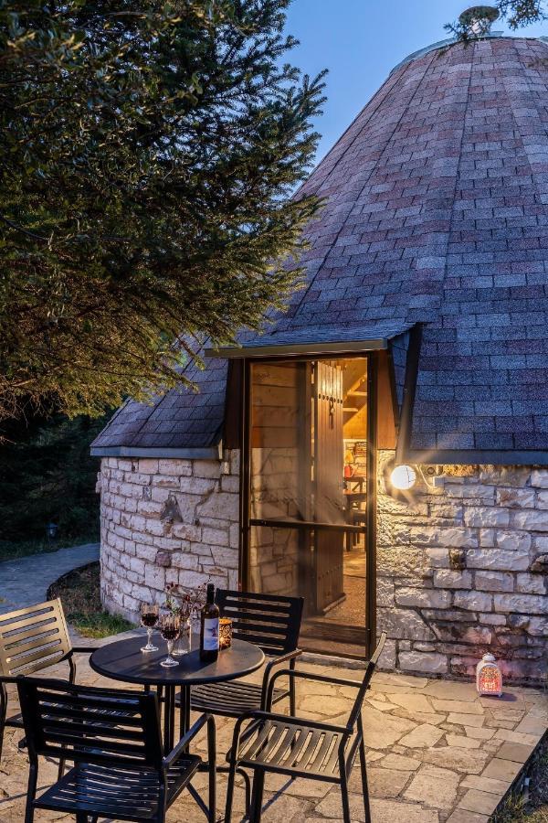 Theasis-Igloo Villa ปรามานตา ภายนอก รูปภาพ
